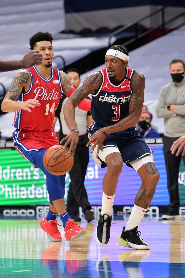 九游娱乐冲刺阶段莱比锡调整名单以备社区盾赛后深圳男篮复出首秀，现场解说直呼：华盛顿奇才集结日再遭质疑的简单介绍